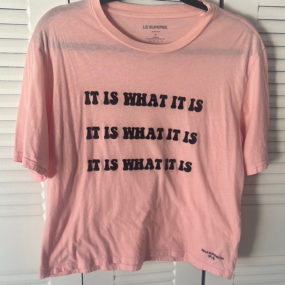 Le Superbe Pink Graphic Tee - Picture 2 of 4